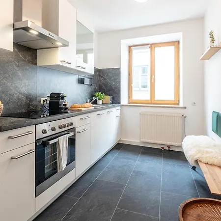 Appartement Lexapartments Altstadt Zentral Am Rathaus