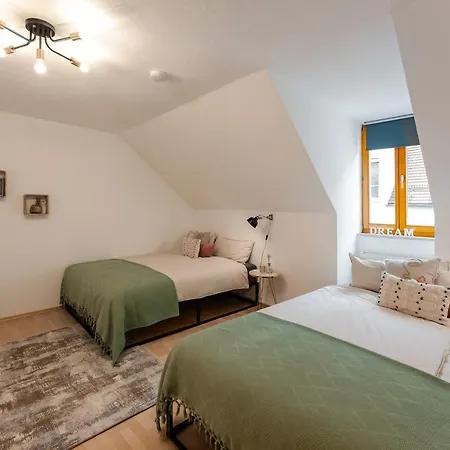 Altstadt Zentral Am Rathaus *